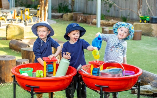 Why Choose Lakeside Creative Minds Childcare for Your Child in Raymond Terrace?